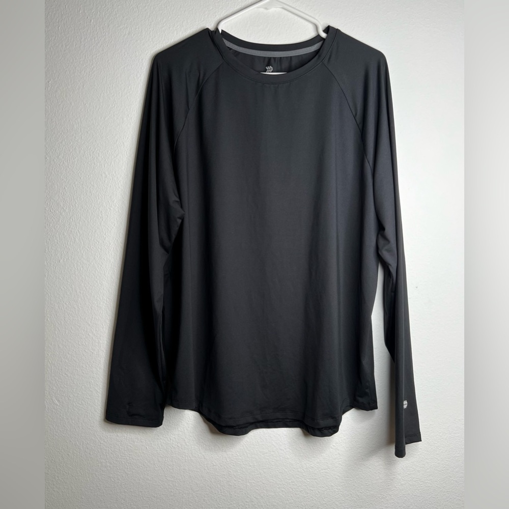 ALL IN MOTION Women’s Fitted Long Sleeve Black T Shirt Size LARGE Pre Owned